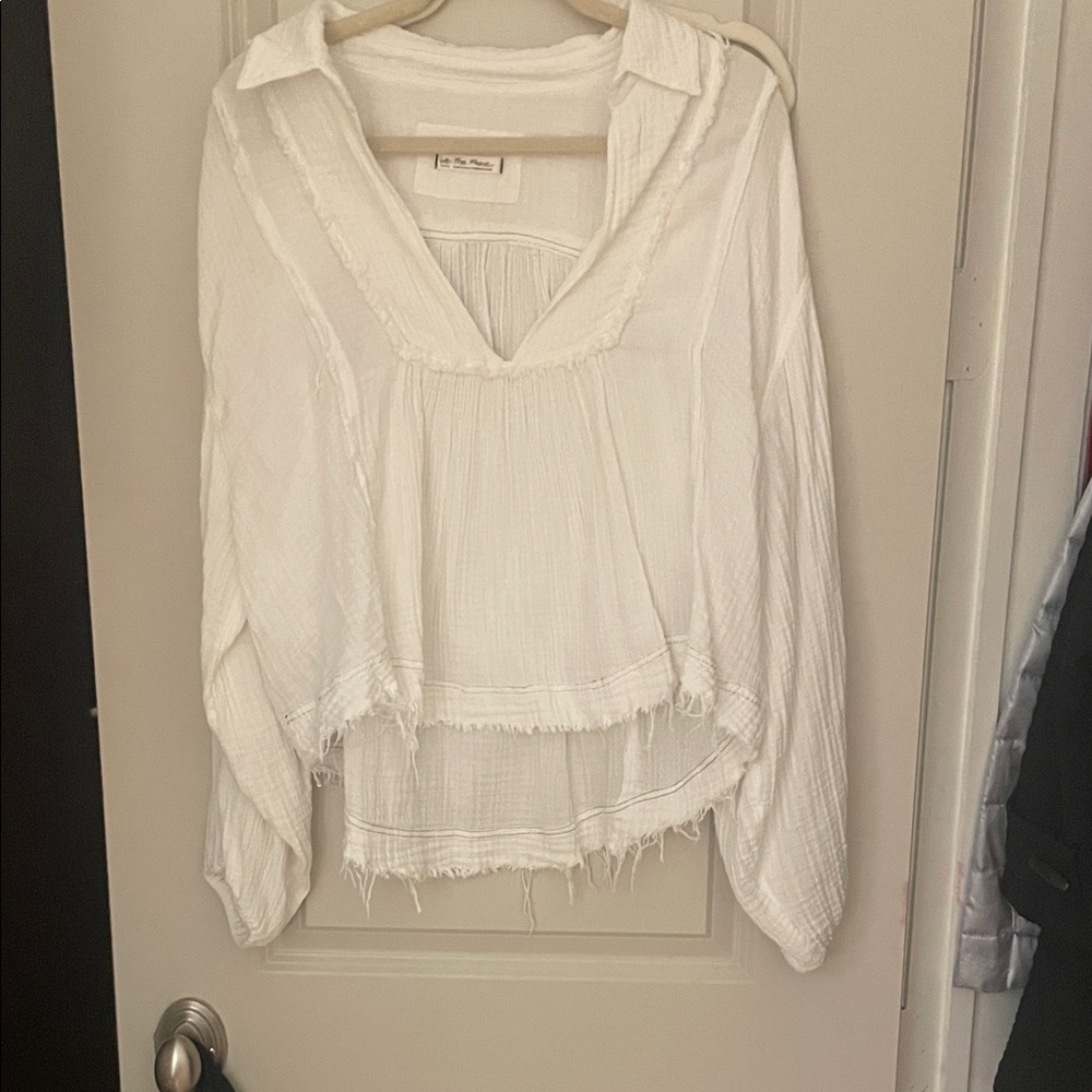 Free People. White Frayed Blouse. Size S